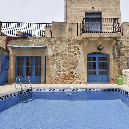 Villa Tan-nahla Xagħra